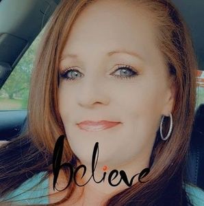 Meet your Posher, Colleen